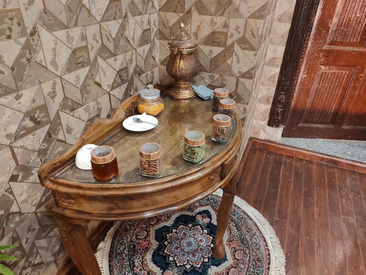 Hotel Green Rooms Srīnagar 外观 照片